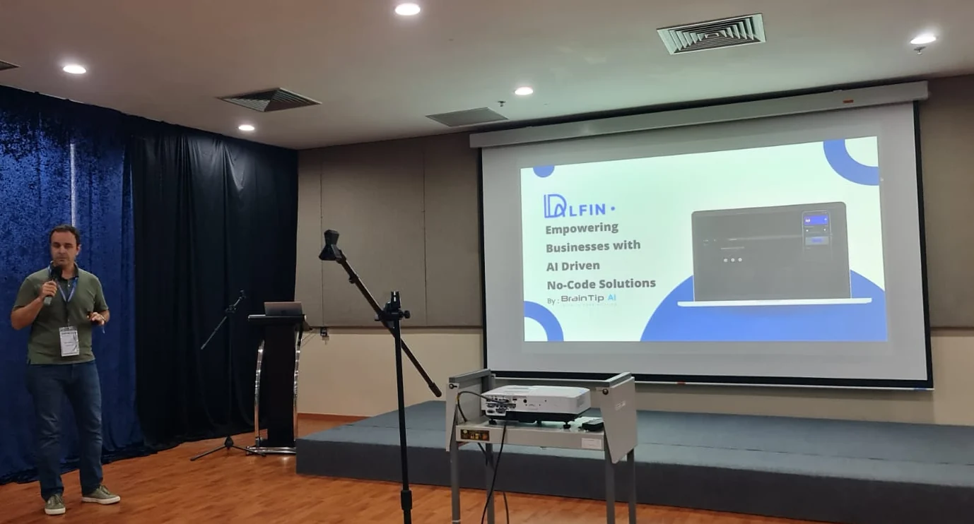 Michael Finn presenting Dalfin during the Malaysia industry engagement.