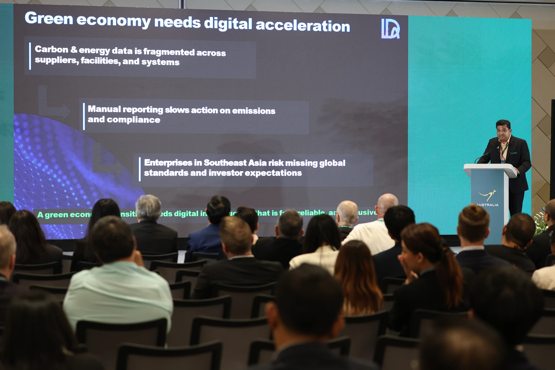 Dalfin AI presenting its approach to green digitalisation.